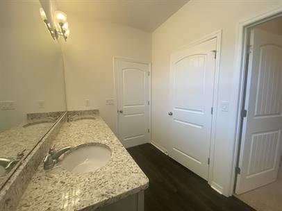 Building Photo - 9451 Komika Ln