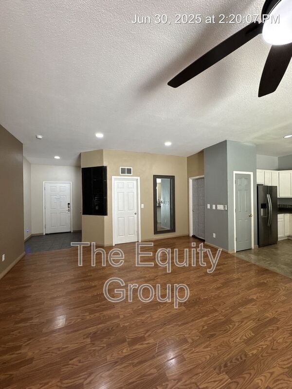 Building Photo - 3603 N Minden Ct