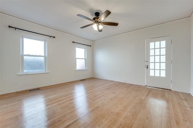 Building Photo - 4328 University Blvd