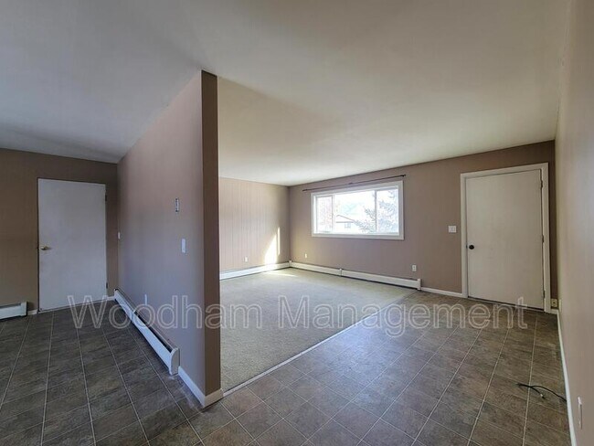 Building Photo - 509 N 16th Ave