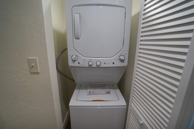 Washer and Dryer - Eaglemoor