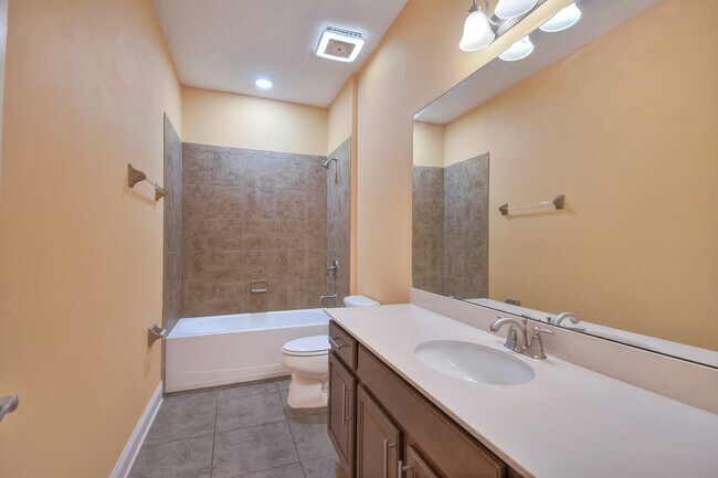 Building Photo - 3521 Carolwood Ln