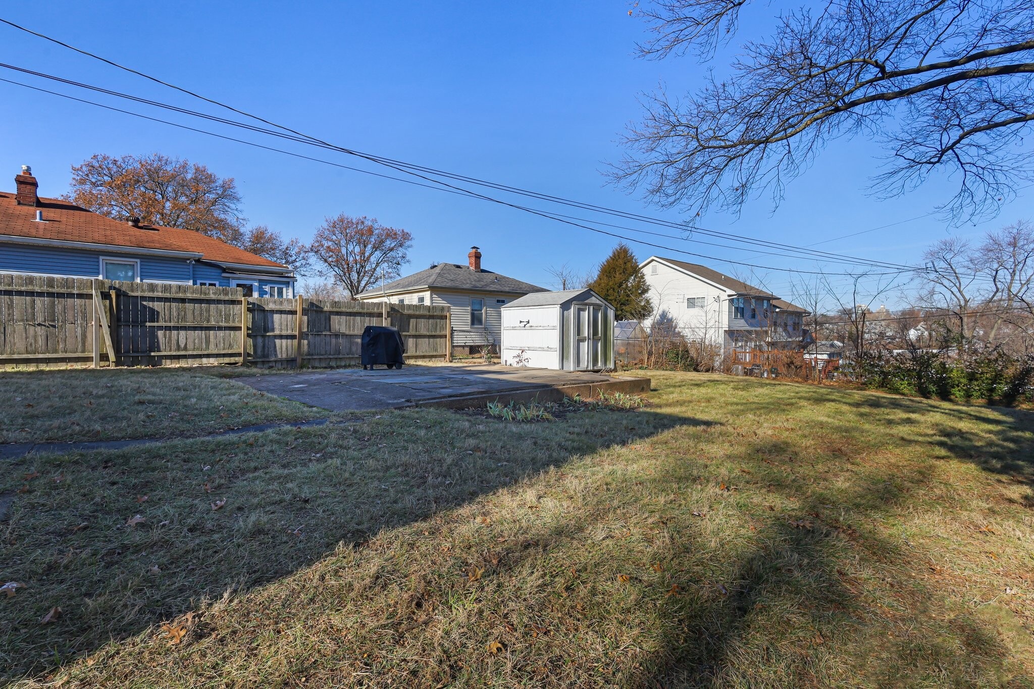 Building Photo - 6749 Plateau Ave