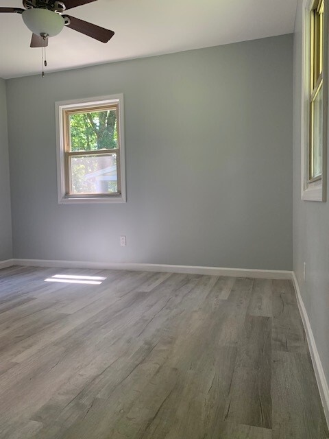 Building Photo - 907 Boyce St