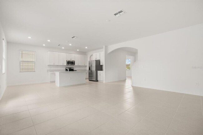 Building Photo - 6053 Meditation Dr