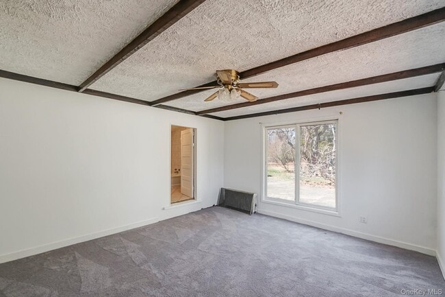 Building Photo - 15 Community Rd