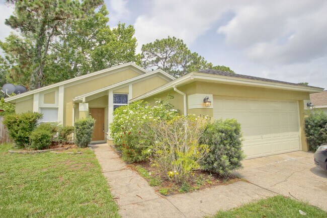 Primary Photo - 1057 Kelsey Ave