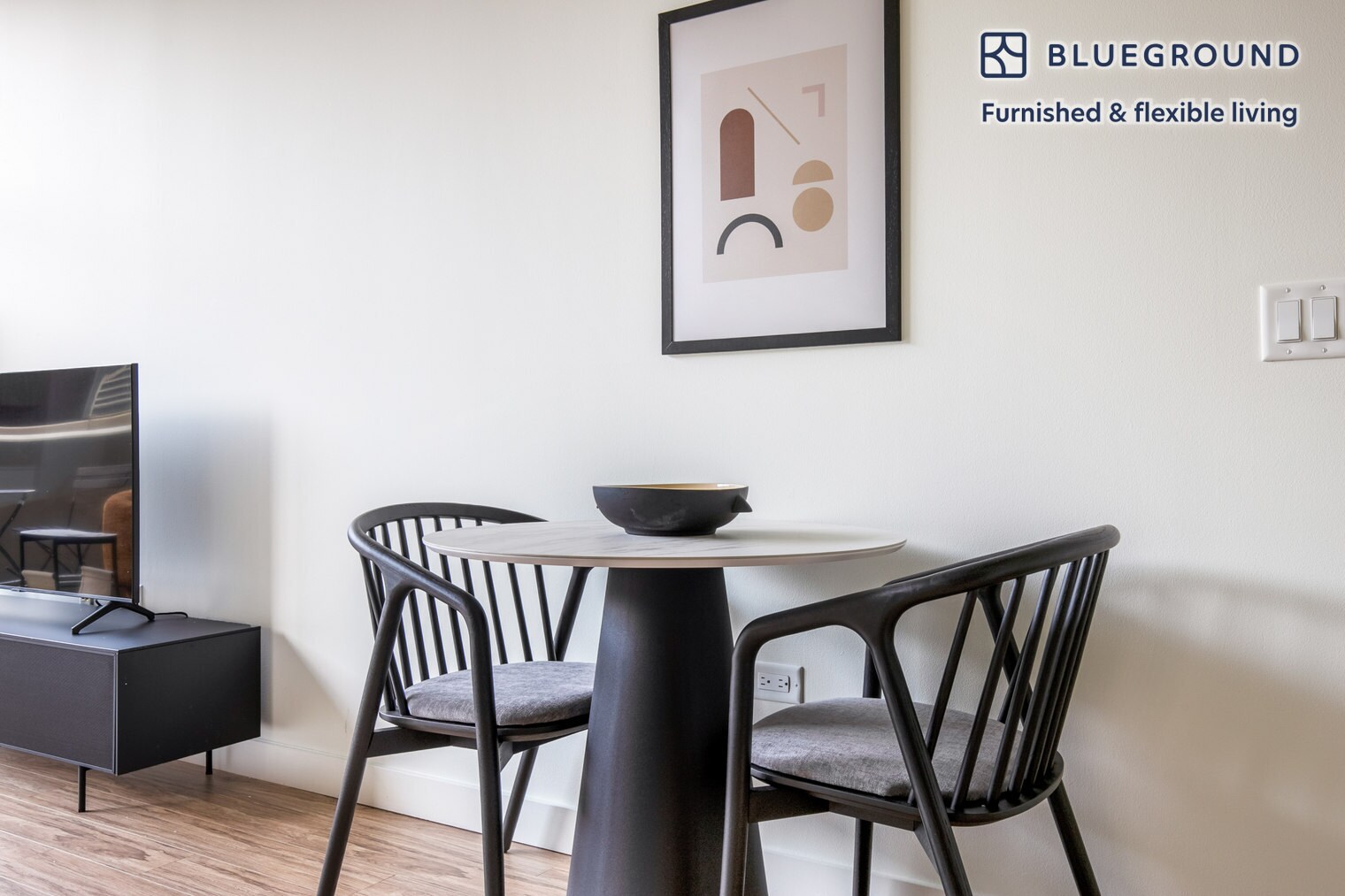 Building Photo - 165 North Des Plaines Street-SI FL3-ID750