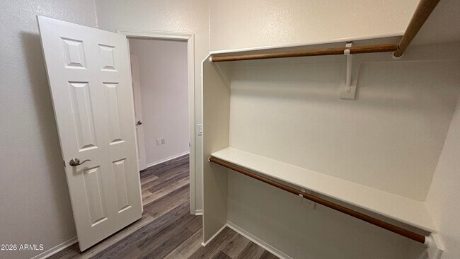 Building Photo - 11213 E Mercer Ln