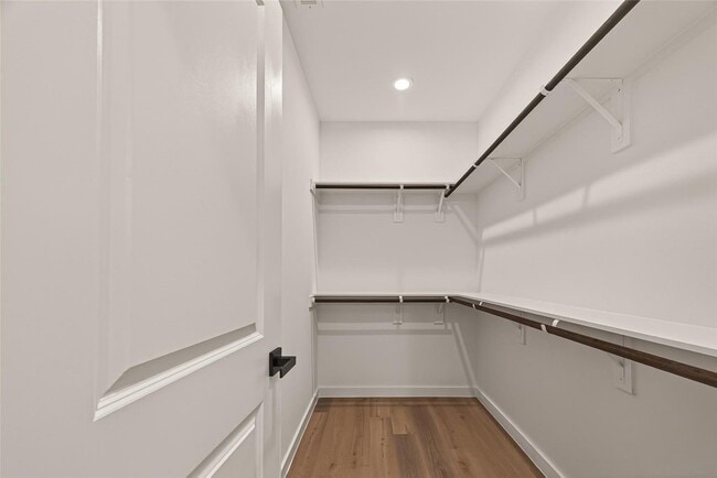 Building Photo - 5408 Fairchild St