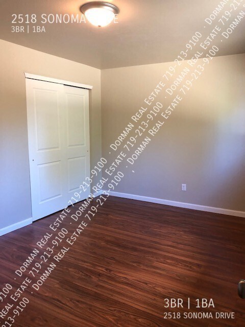Building Photo - 2518 Sonoma Dr