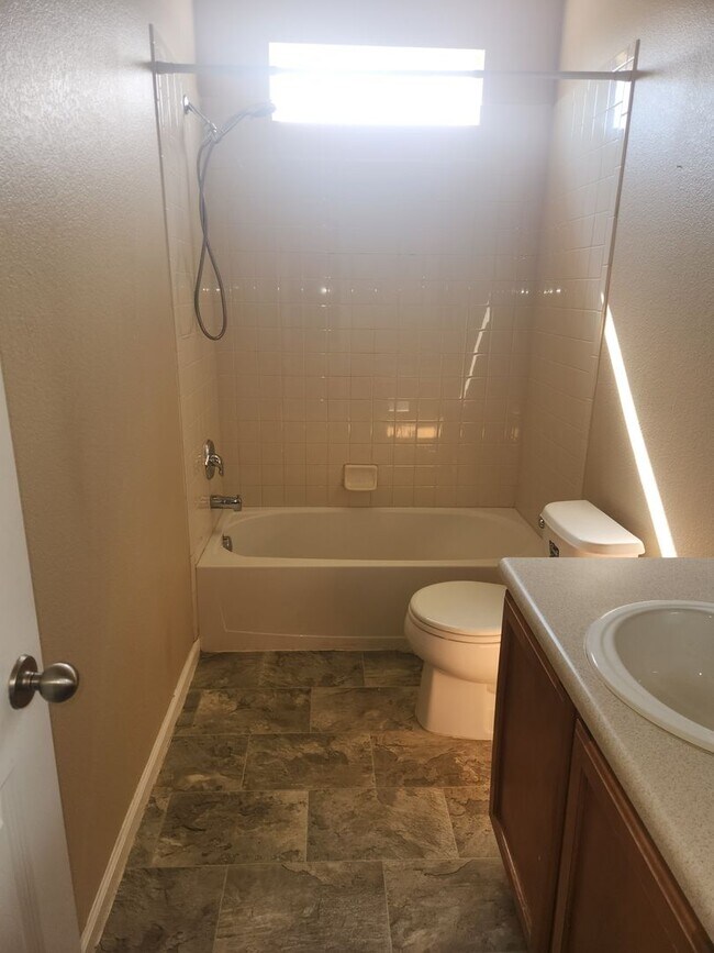 Building Photo - 8179 Meadowcrest Dr