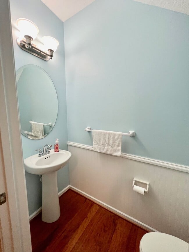 Building Photo - 3BD/2.5BA End Unit Condo in Harbor Walk! B...