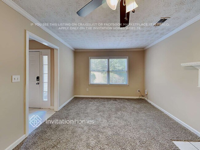 Building Photo - 990 Thousand Oaks Dr