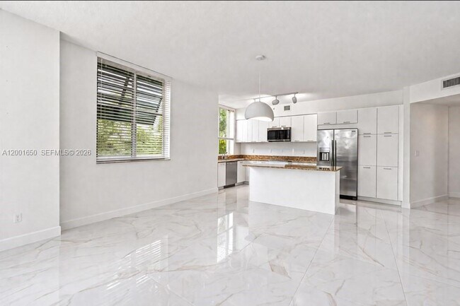 Building Photo - 510 NW 84th Ave