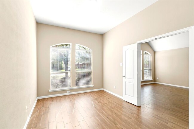 Building Photo - 4931 Harbor Glen Ln