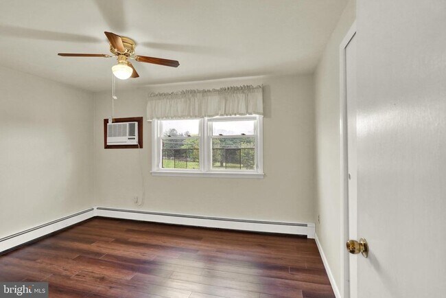 Building Photo - 36 Antietam Rd