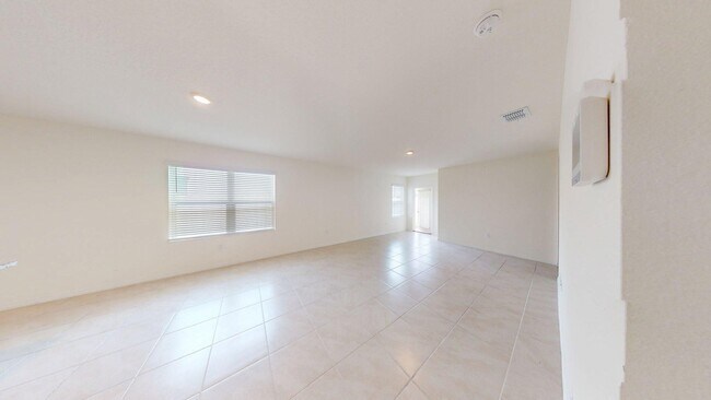 Building Photo - 4 BR 2 BA  Perfect Home - CASCADES SUBDIVI...