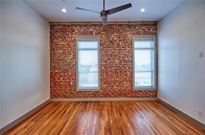 Building Photo - 200 W Brown St