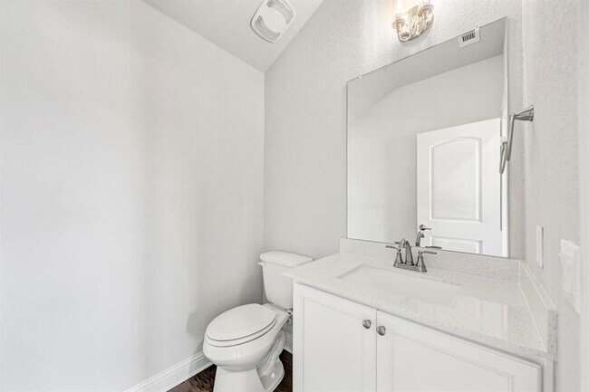 Building Photo - 1813 Mazarro Dr