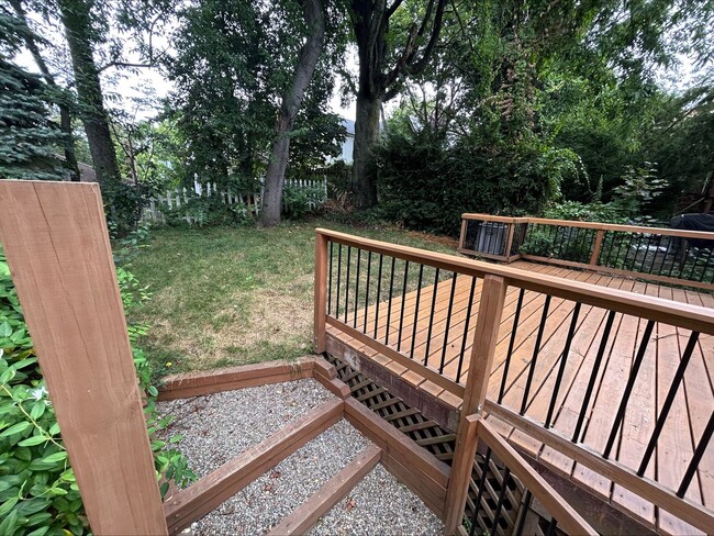 Building Photo - Cozy 2 bedroom in Squirrel Hill