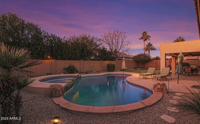 Building Photo - 17592 W Copper Ridge Dr