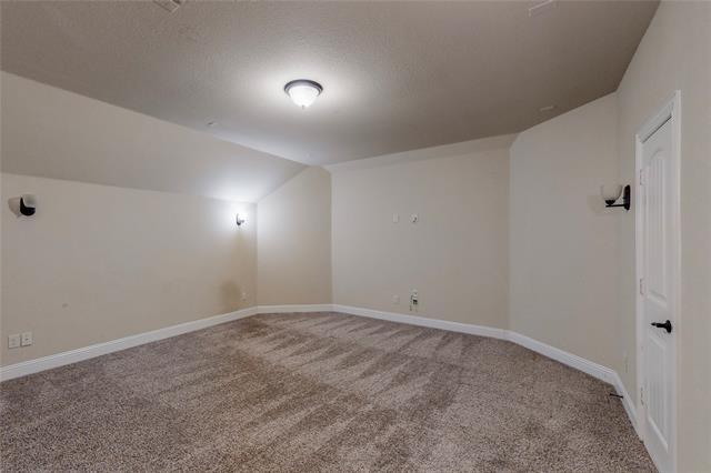 Building Photo - 10512 Wagon Wheel Way