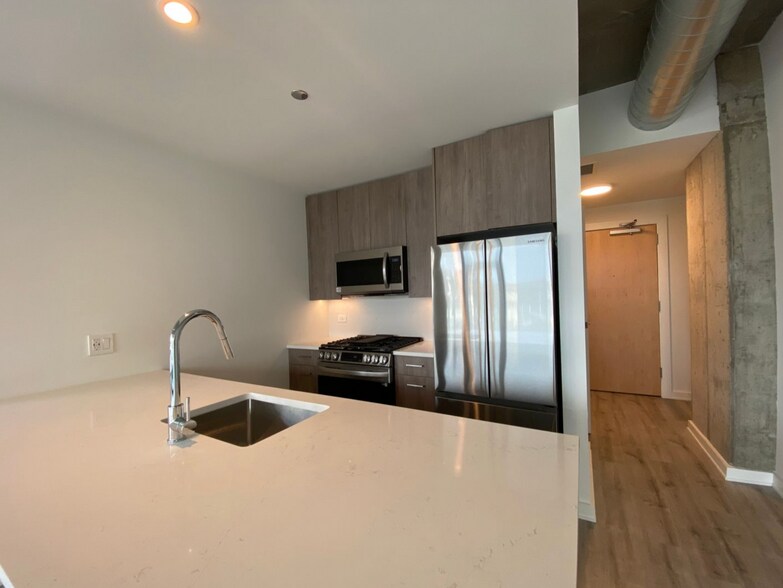 Building Photo - 1120 W Patterson Ave