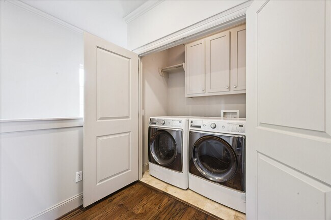 Building Photo - 4004 Feagan St