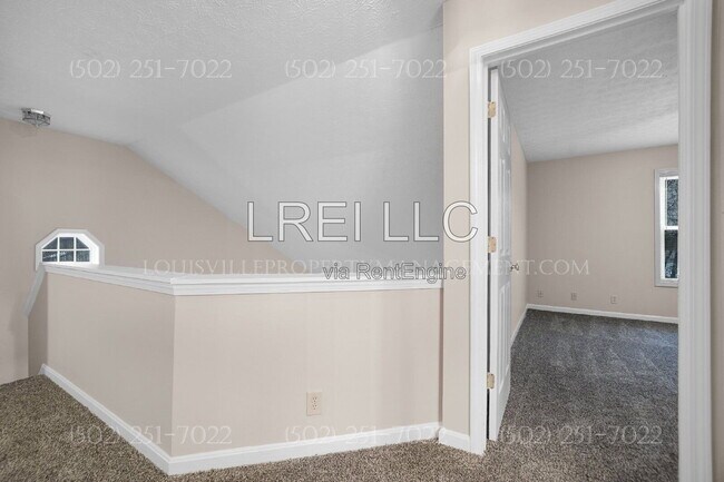Building Photo - 5112 Middlesex Dr