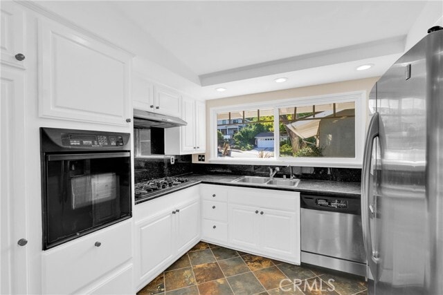 Building Photo - 27104 Shorewood Rd