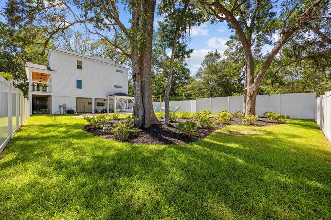 Building Photo - 110 N Boyle Dr