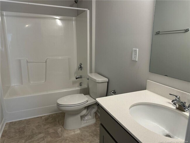 Building Photo - 216 Melbourne Dr