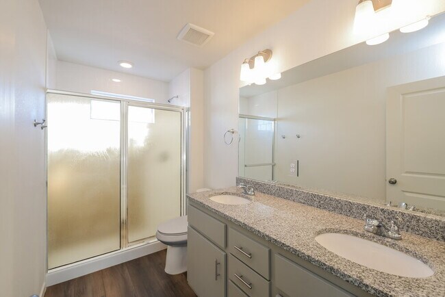 Building Photo - 4755 N Tower Dr