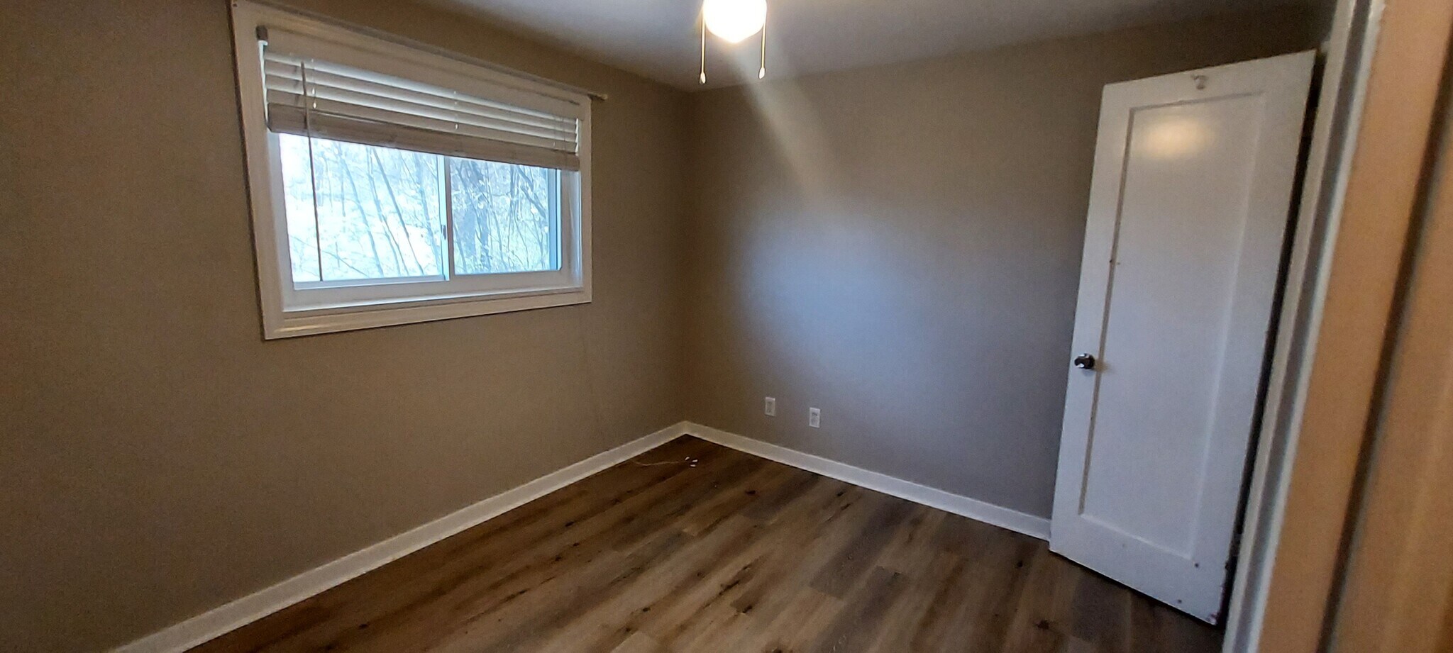 Building Photo - 3436 Brinway Dr