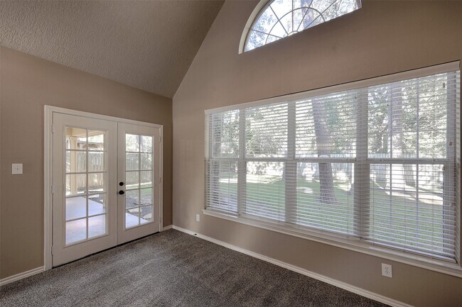 Building Photo - 14918 Pollux Dr