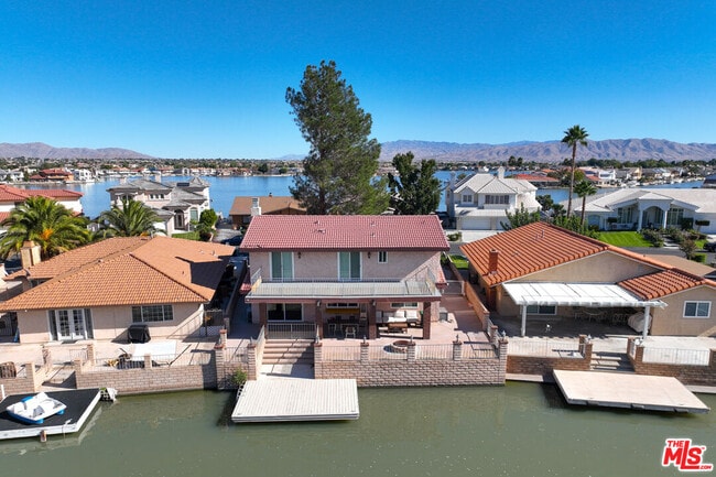 Building Photo - 18032 Mariner Dr