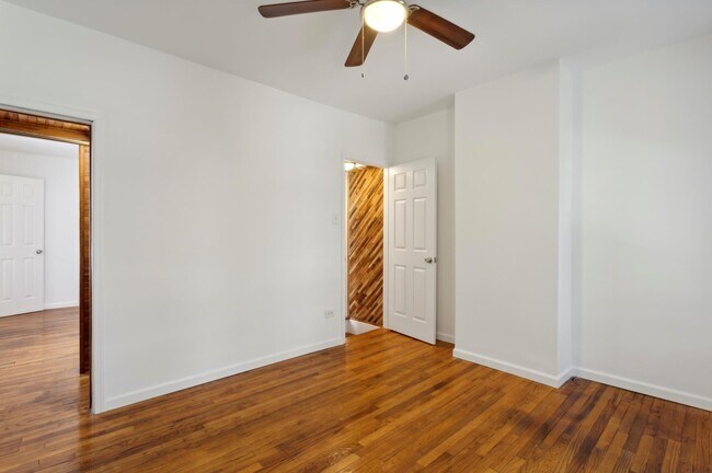 Building Photo - 1212 Day St