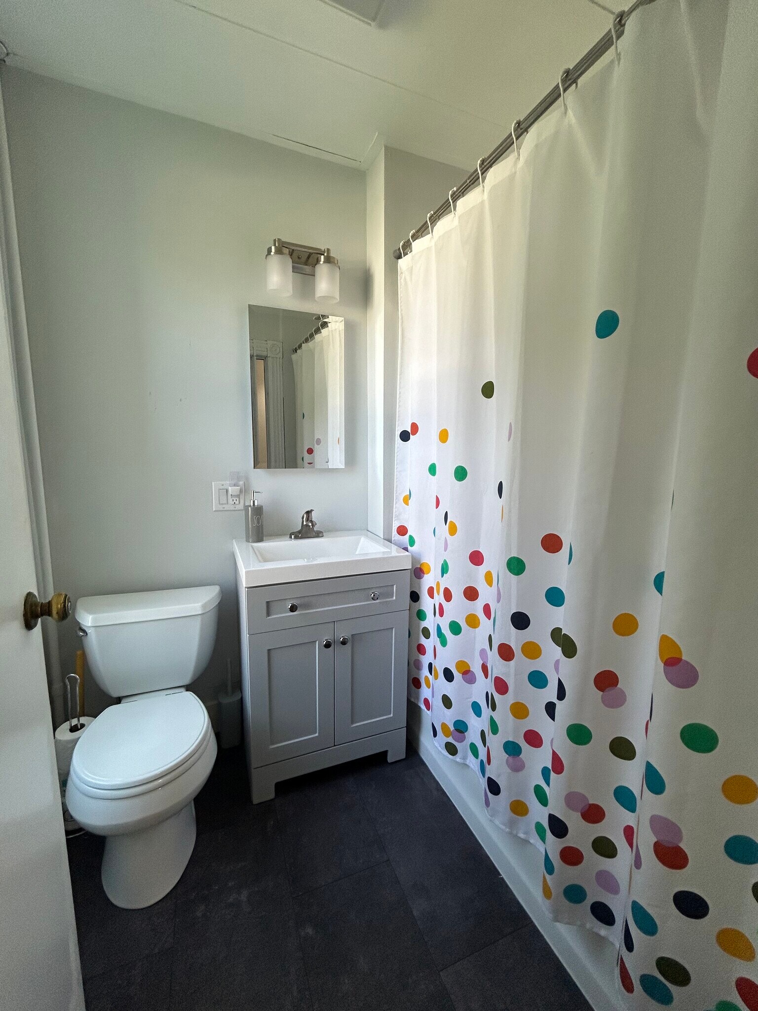 Building Photo - 223 Union Ave