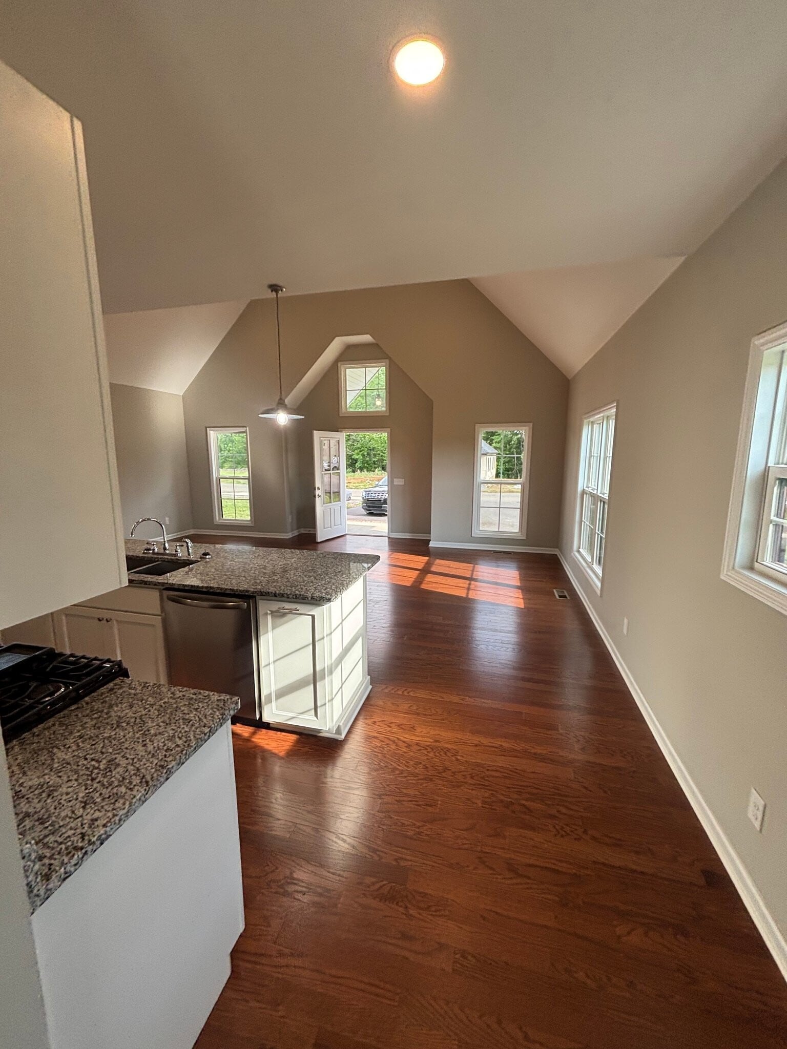 Building Photo - 217 Cherokee Dr