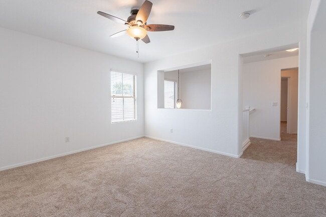 Building Photo - 4500 E Del Rio St