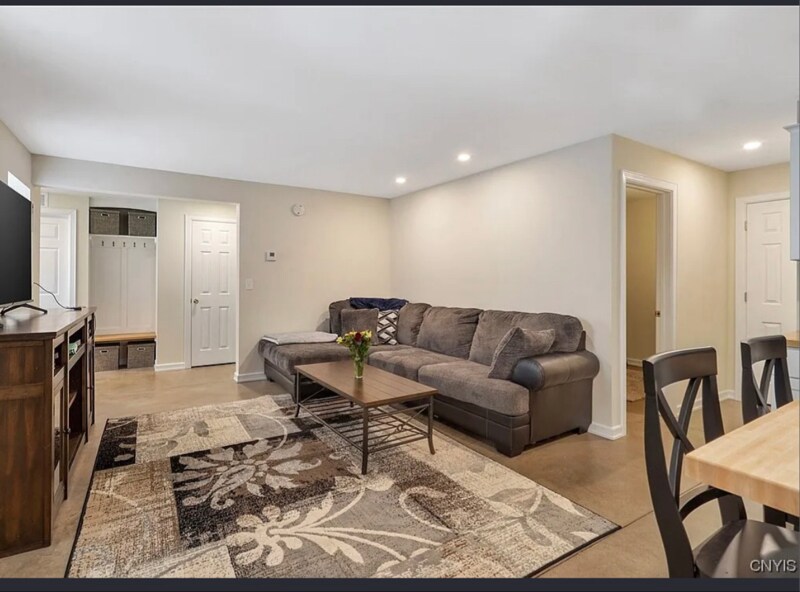 Building Photo - 6606 Kirkville Rd