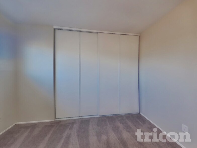 Building Photo - 602 Chyrl Way