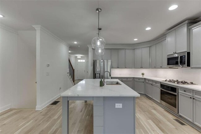 Building Photo - 10674 Weir Way