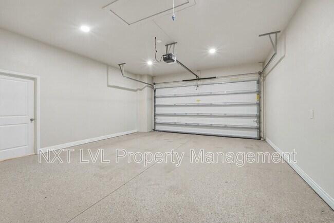 Building Photo - 1406 Cape Coral Pkwy W