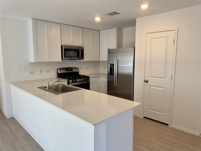 Building Photo - 2218 Cumulus Ct