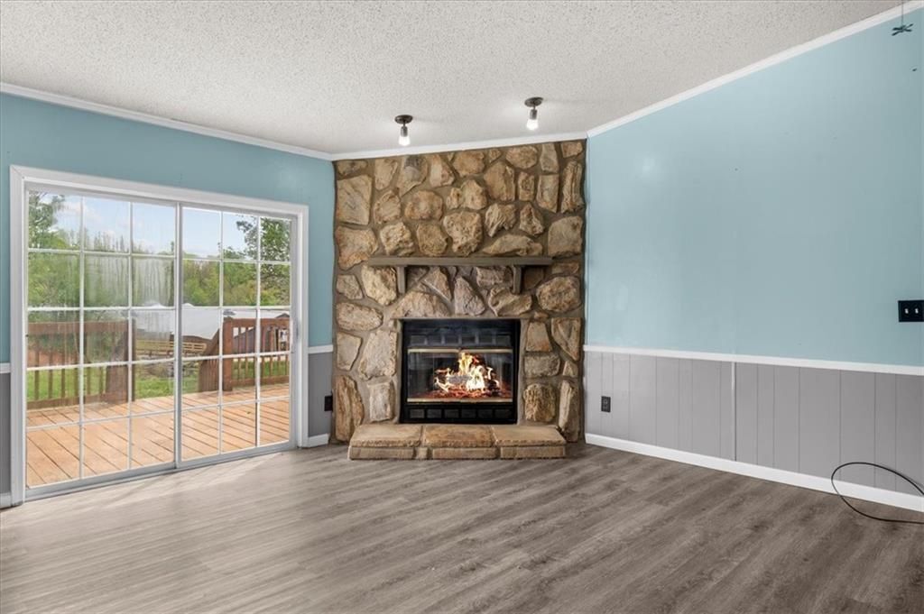 Building Photo - 372 Porter Springs Rd