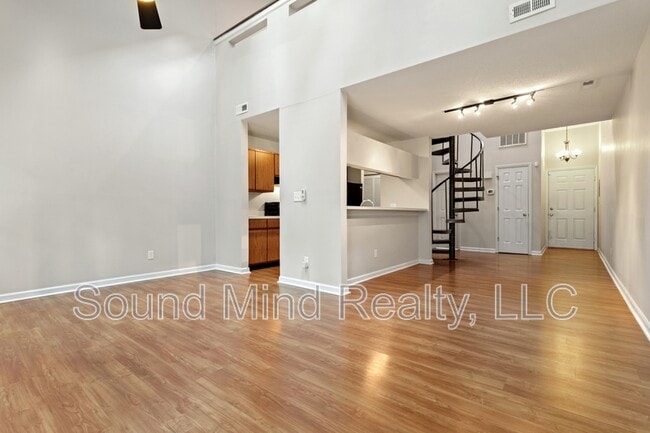 Building Photo - 6001 Winterpointe Ln