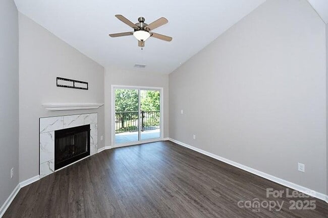 Building Photo - 18741 Nautical Dr