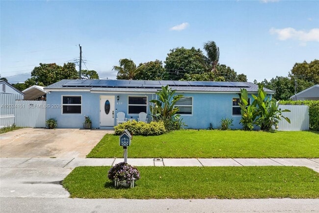 Building Photo - 4311 SW 24th St